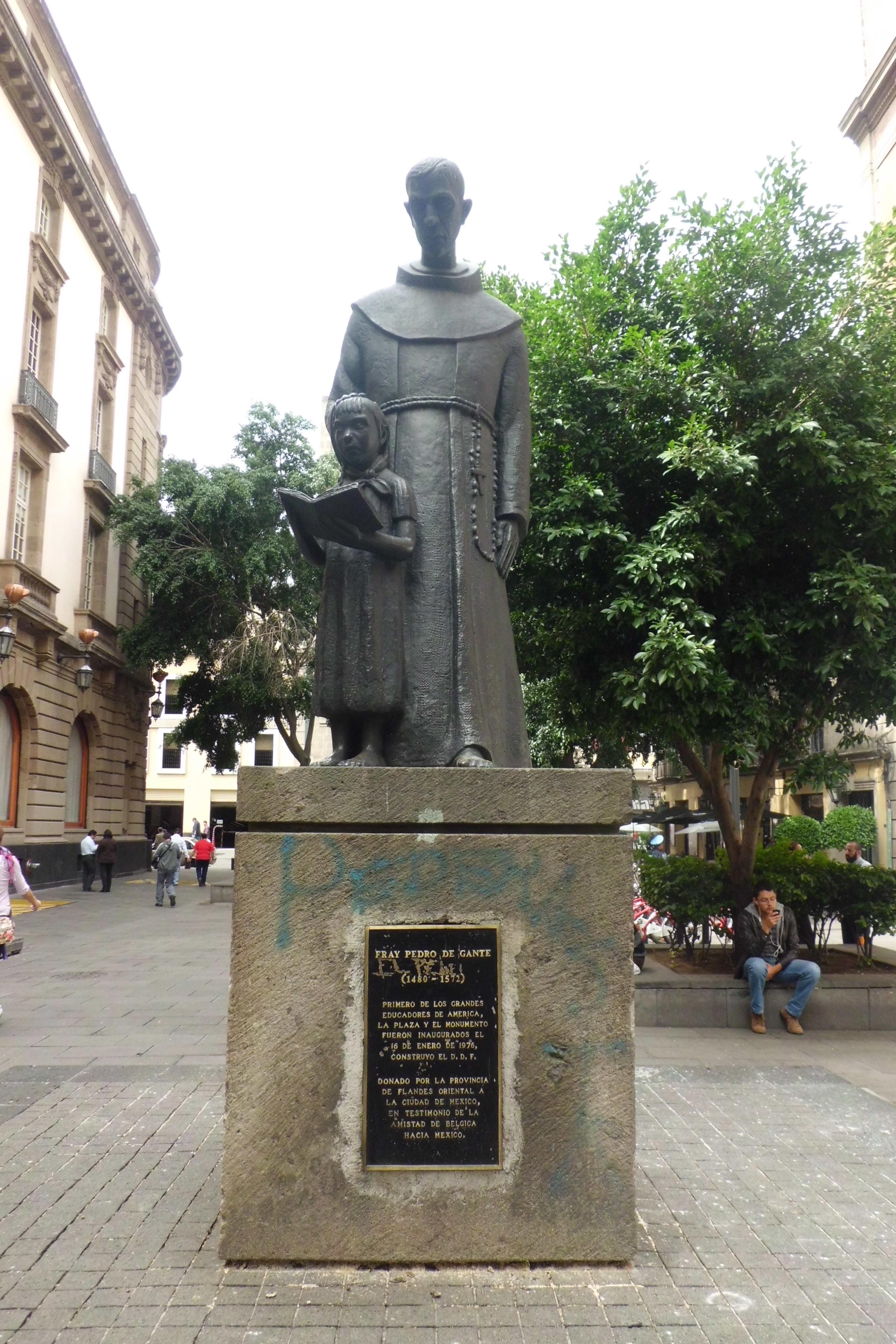 Estatua Fray Pedro de Gante en Cuauhtémoc: 1 opiniones y 4 fotos