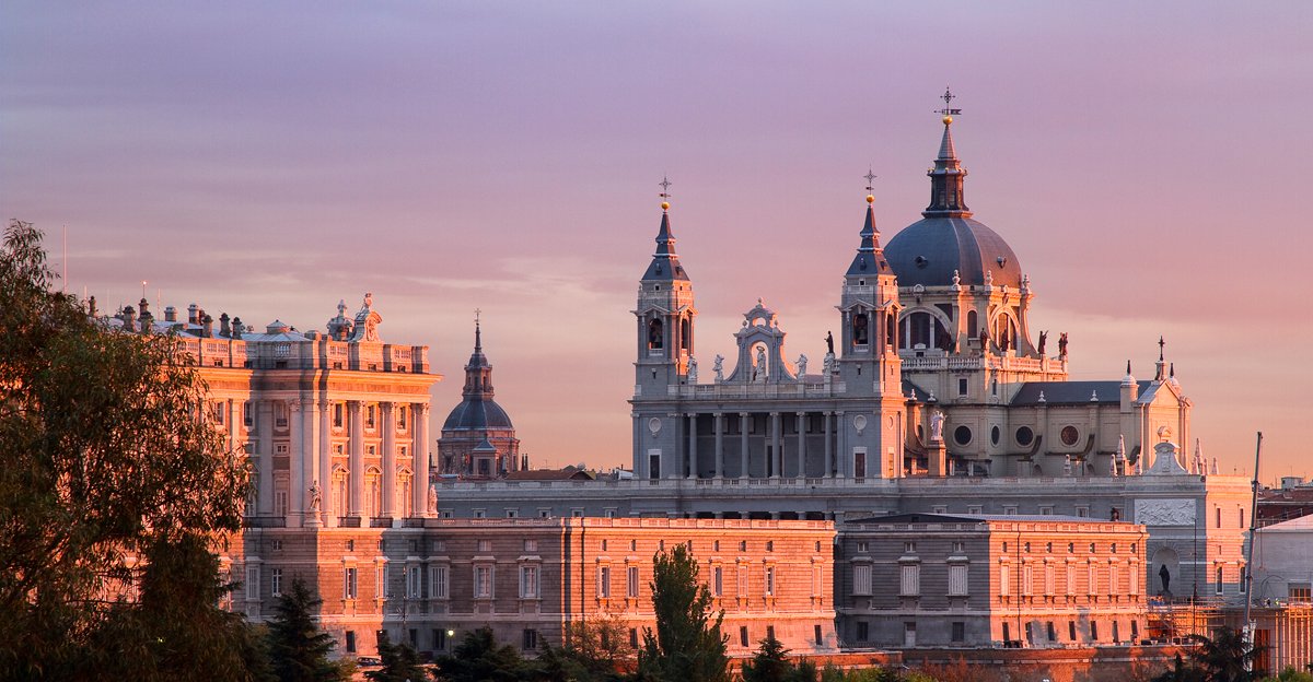 Almudena Cathedral in Madrid: 154 reviews and 538 photos