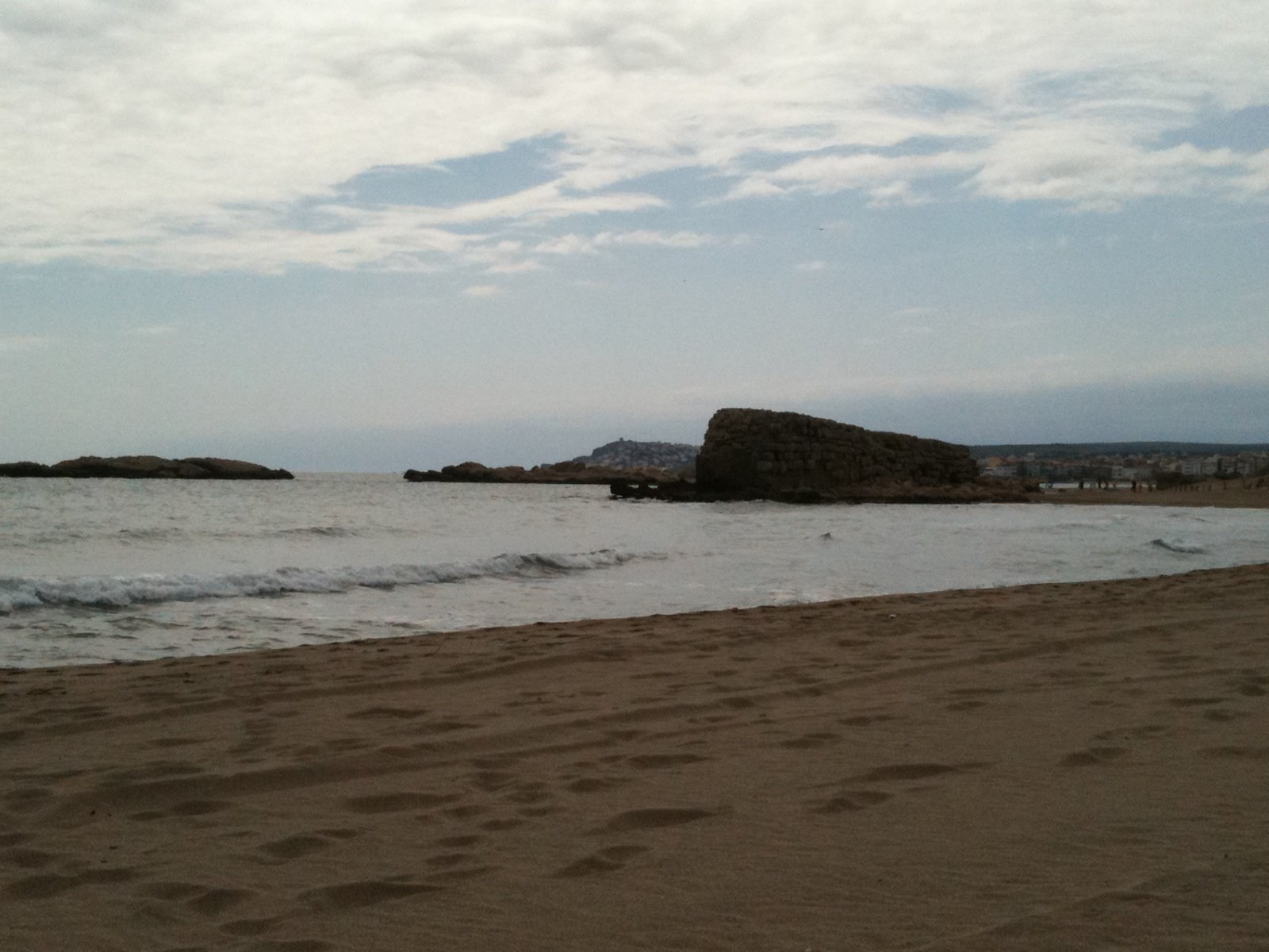 Resultado de imagen de Playa de san Martin de Ampuria l'escala
