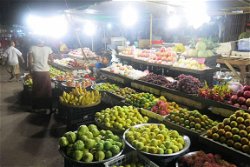 Mercado nocturno de Pyay
